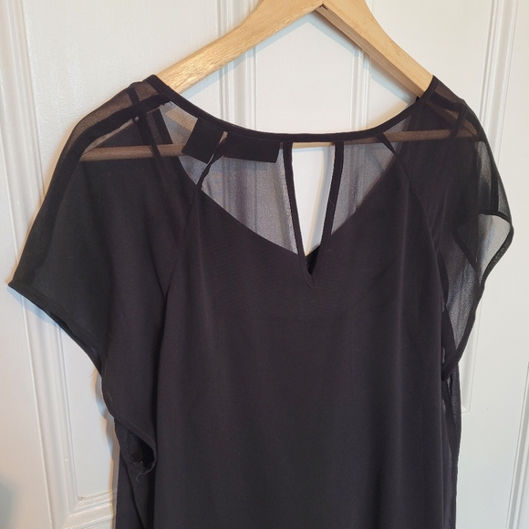 DKNY Jeans Shimmery Top - Picture 9 of 10